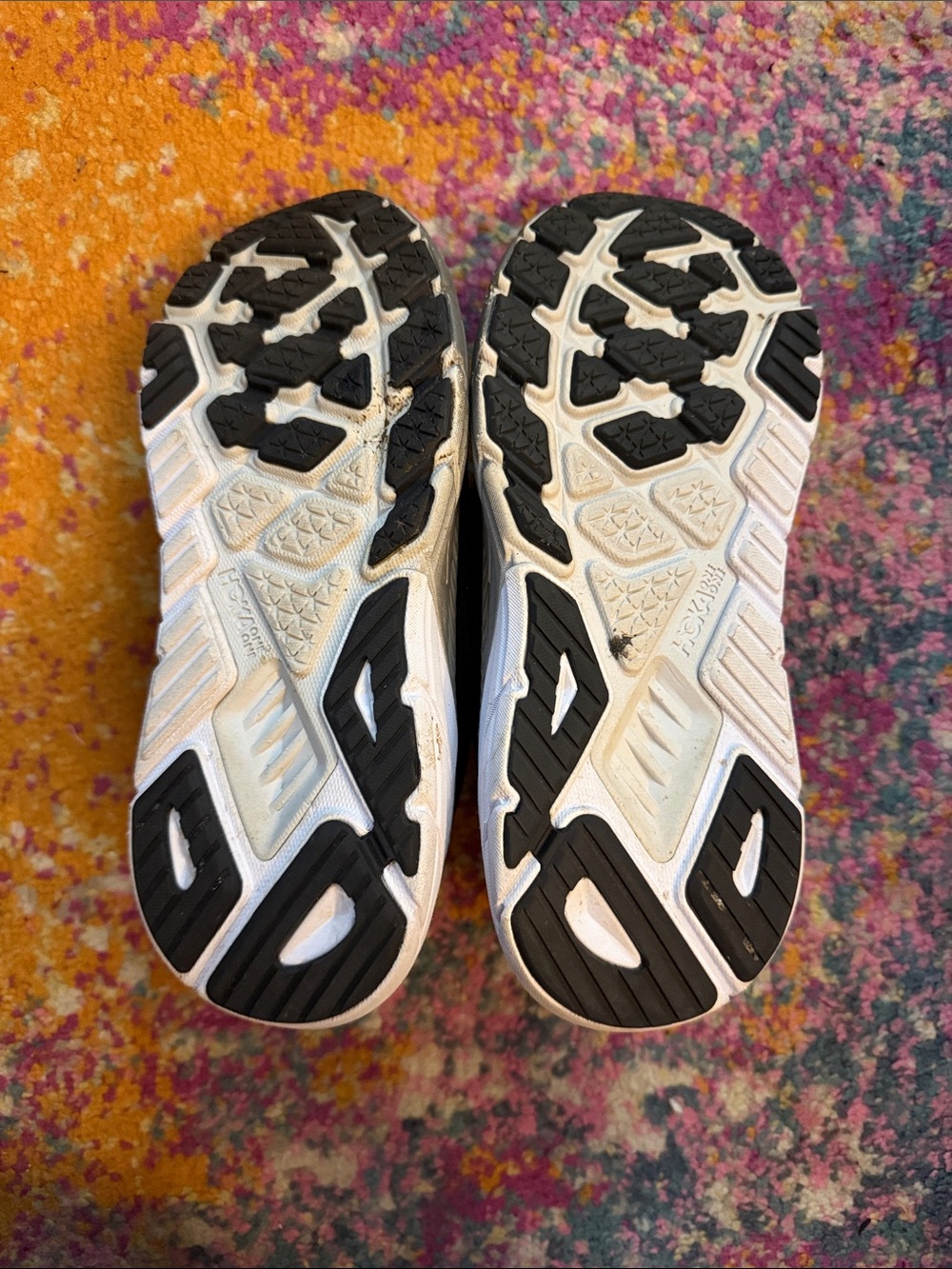 Women’s Hoka Arahi 6 Size 7.5 *LIKE NEW* - Picture 5 of 5